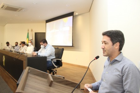 Durante a apresentação da modelagem econômica da PPP o diretor-presidente da Ambiental MS Pantanal - Celso Paschoal, assumiu o compromisso em acelerar os investimentos para garantir a universalização do sistema de esgotamento nos municípios atendidos.