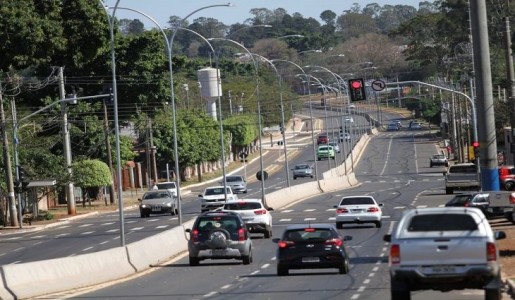 Avenida-Euler-de-Azevedo-foto-Saul-Schramm-768x425-730x425