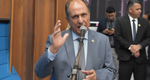Deputado Zé Teixeira solicita obras para hospital e ruas de Caarapó